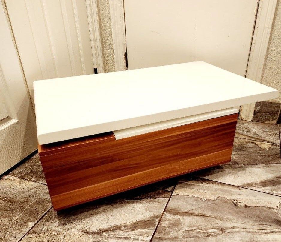 Adele Contemporary Coffee Table with 360° Swivel