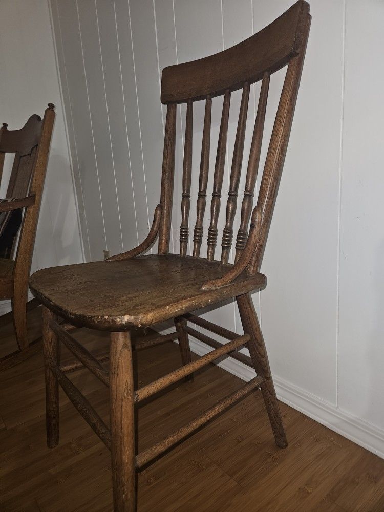 Antique Oak Chair 