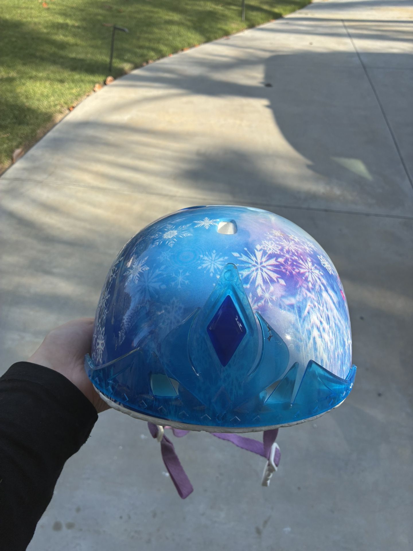 Frozen Helmet