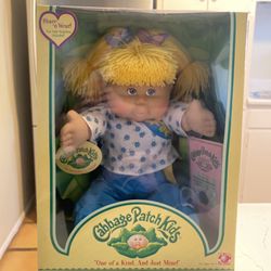 2004 Cabbage Patch Kid Doll Share ‘n Wear With Butterfly Hair Bows (New)
