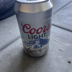 Mini fridge