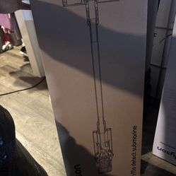 Dyson V15 Detect Submarine 
