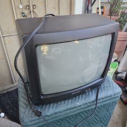 Antique tv 13 inch works good