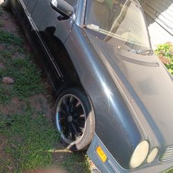 2001 Mercedes Ben's E320
