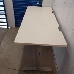 Electric desk sit and stand $ 220