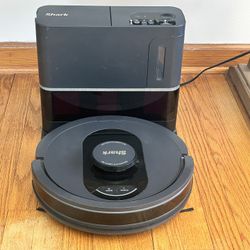 Shark Robot Vacuum
