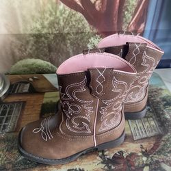 COWGIRL BOOTS STITCHED! GIRLS 🎊🎉🥳CUTE DESIGN TODDLER