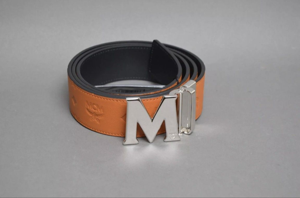 MCM Claus Reversible Embossed Logo Belt NWT