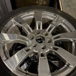 Chevy Or GMC Denali 22 Inch Chrome Original Set Of Rims