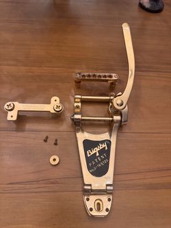 Bigsby setup for Les Paul guitar