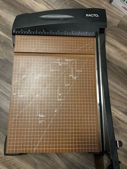 Classroom paper cutter