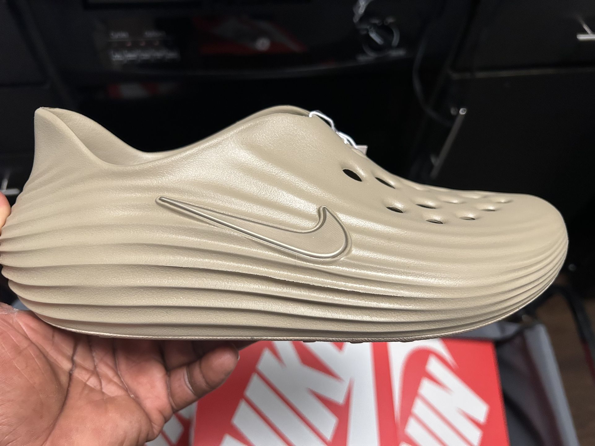 Nike  Reactx Rejuven8 Size 9