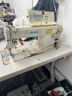 Juki Industrial Sewing Machine