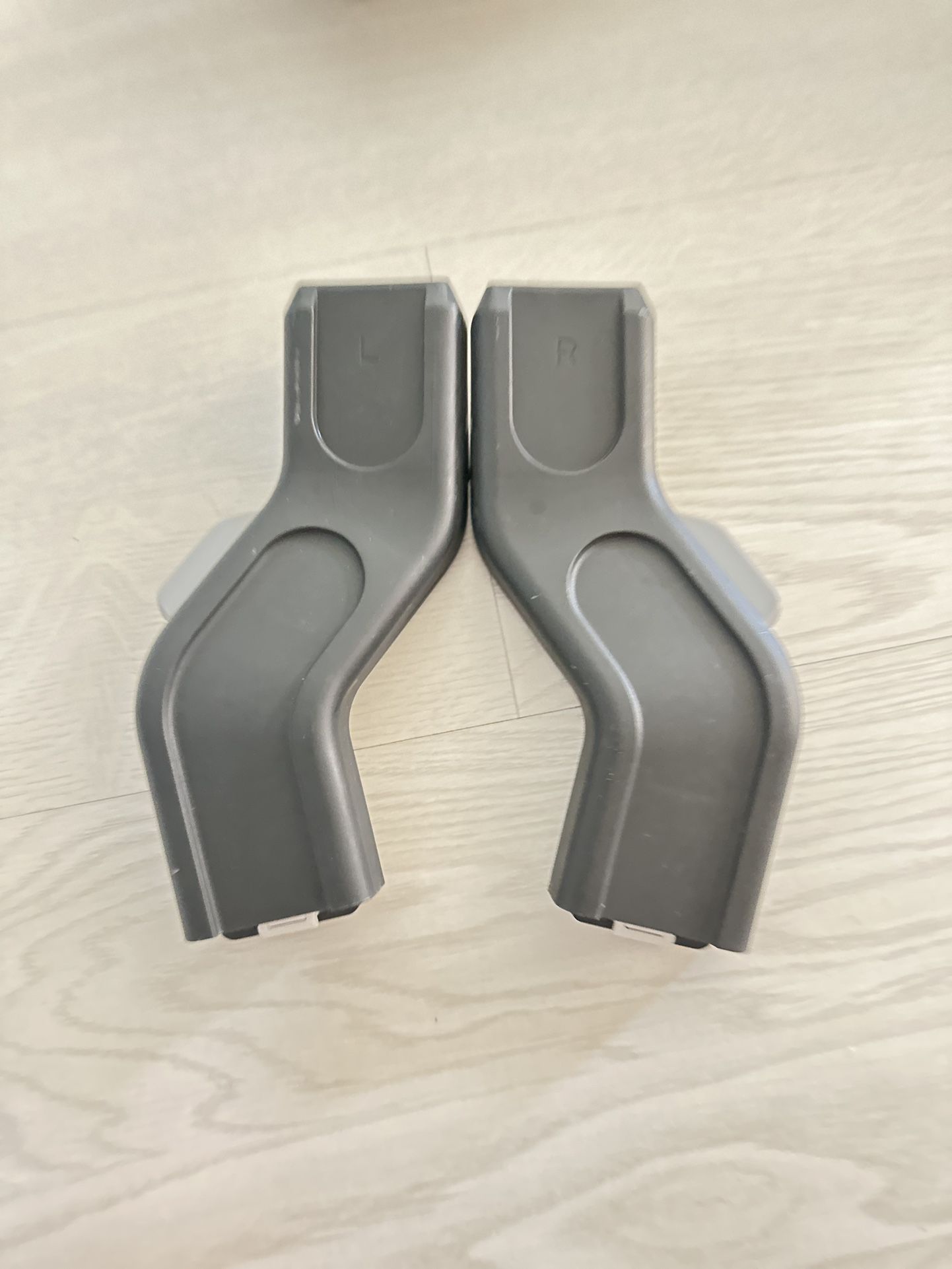 UPPAbaby Car Seat Adapter for Maxi-Cosi, Nuna and Cybex - Compatible with Vista V2, Vista V3, Cruz,