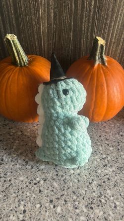 Halloween crochet Dino
