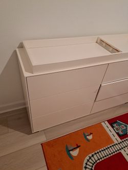 Dresser and baby changing station with drawers