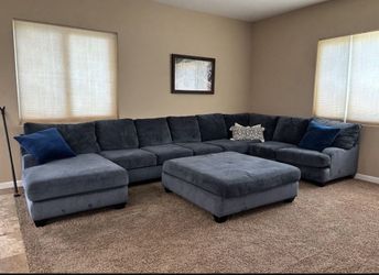 8 Seat Sectional