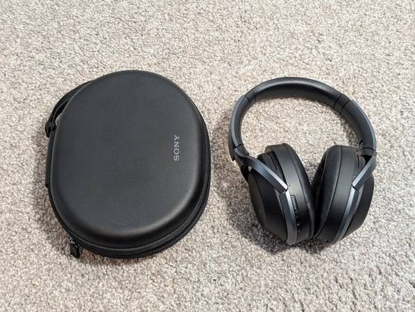 Sony Bluetooth, Wireless Noise Cancelling Headphones