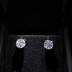 1 CT Moissanite Diamond Studs 