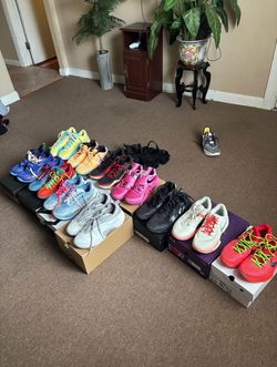 Basketball shoes. Size 9 Men