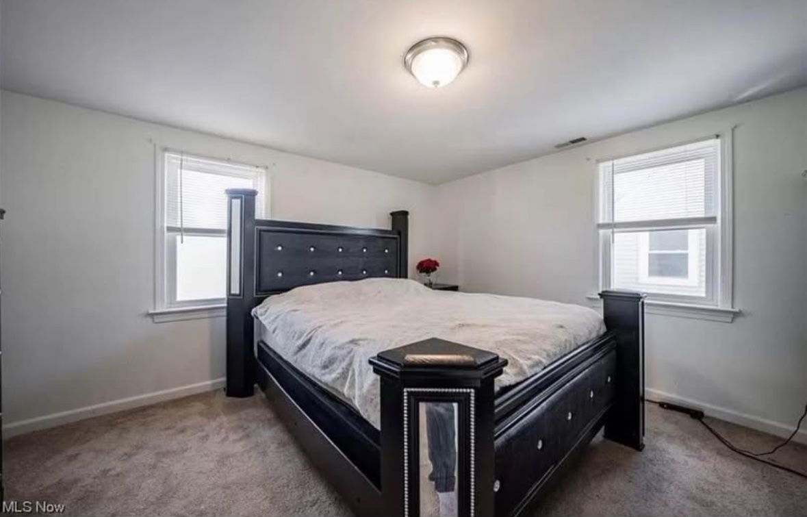 Dresser, Chase, Head Board, Foot Board