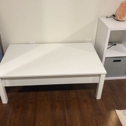 IKEA COFFEE TURLSTOP TABLE