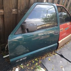 Chevy S10 And Chevy C1500 Doors 