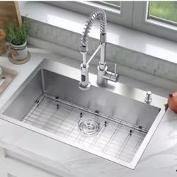 Brand New Stainless Steel Kitchen Sink 30inch