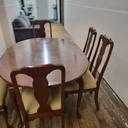 KITCHEN TABLE WITH 6 CHAIRS SET (HOME88)