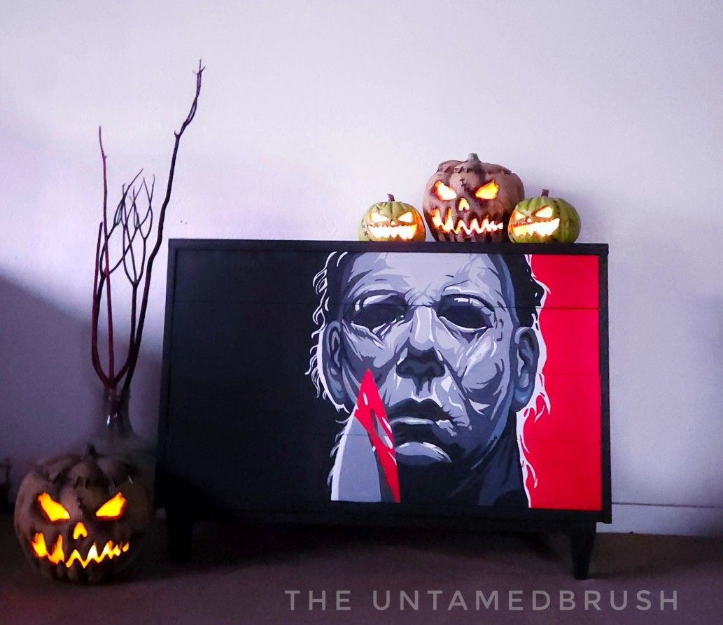 Michael Myers Dresser