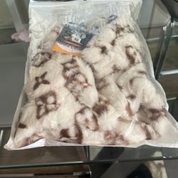 Nino’s closet items
