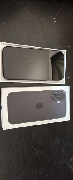 Iphone 16 Pro Max, Iphone 16, Razr2025