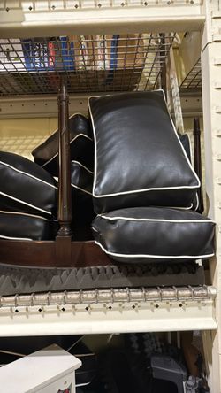 Semi circular round couch