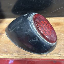 Volkswagen rear tail light left side only.