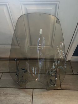 2014 Harley Davidson Breakout fxsb genuine OEM tinted Windshield with Chrome Mounting Brackets