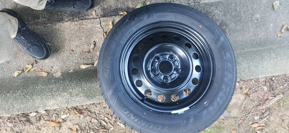 Brand NEW! Tire And Wheel For Honda Accord 2006
TOURING