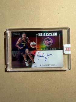 2025 Panini WNBA Basketball Kelsey Mitchell Private Signings Indiana Fever