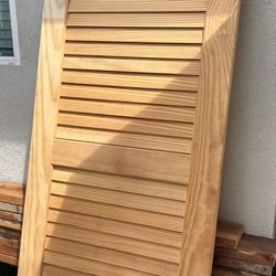 Rail Planked Wood Door 