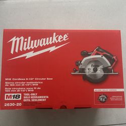 Milwaukee Circular Saw