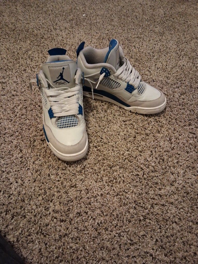 Air Jordan 4 Size 9