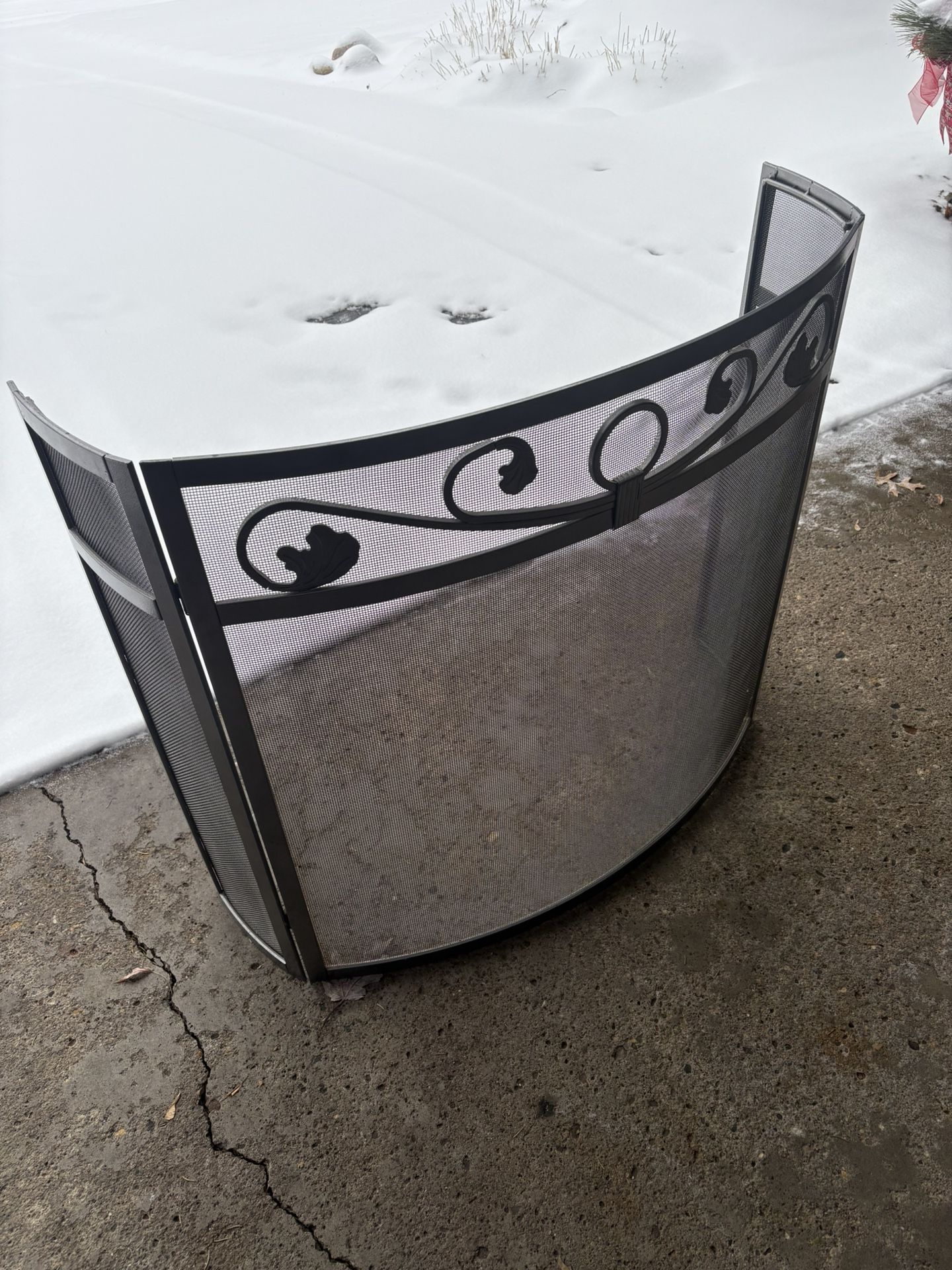 Fireplace Screen-(Lightly Used)