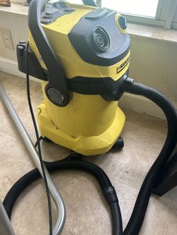 Big Commercial Vacuum With Three Attachments