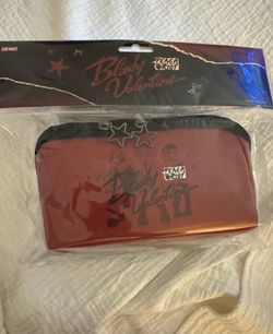 NEW Limited Edition Exclusive Popmart Bloody Valentine Peach Riot Bag LaBuBu SKULLPANDA  Disney Crybaby