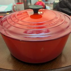Le Creuset - Well Worn, Good For Bread 