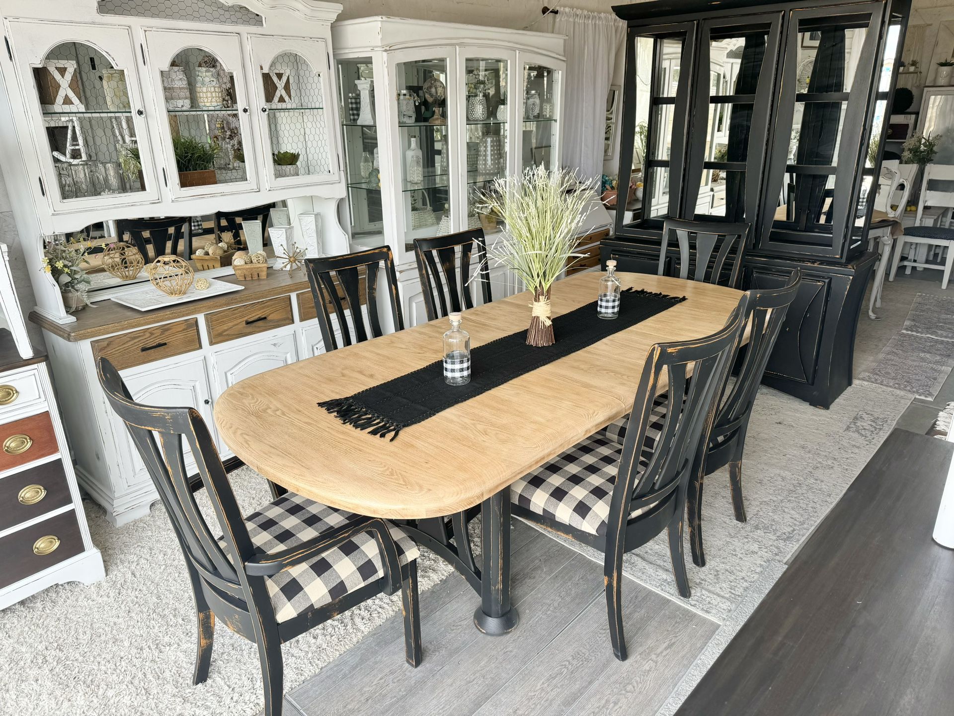 Dining / Kitchen Table And 6 Large Chairs 