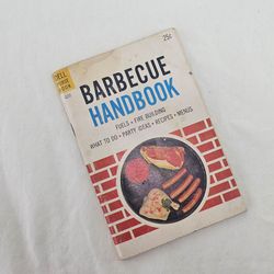 VTG 1960s DELL PURSE BOOK: BARBECUE HANDBOOK