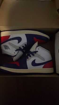 air jordan 1 mid white red and blue size 7