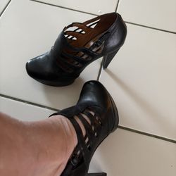 Women 10$ -15$ Shoes