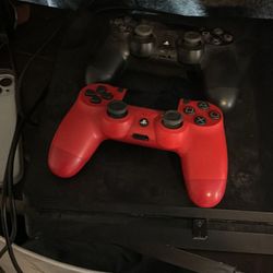 Ps4 With Goodies 