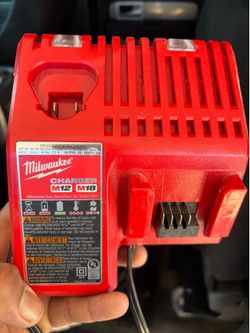 cargador milwuakee